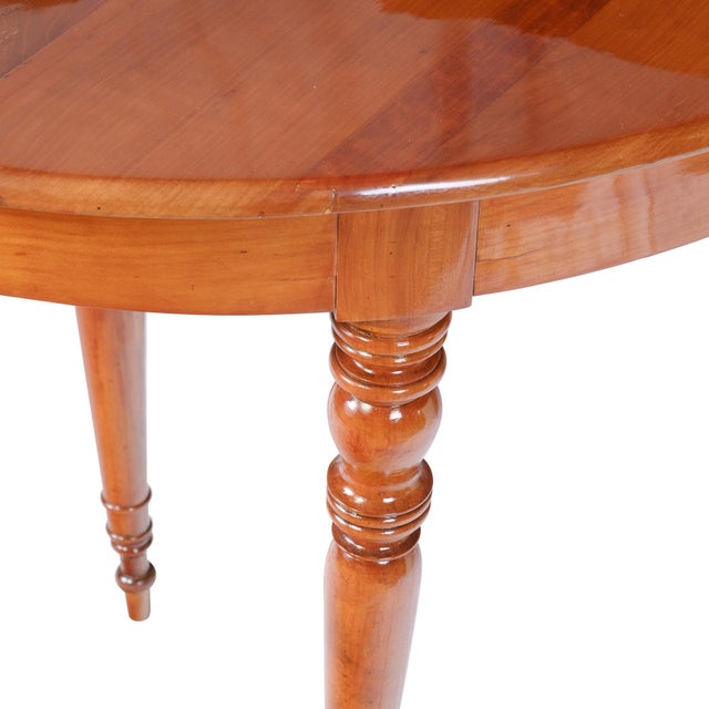 Wood Extendable Dining Table in Cherry Wood, 1850 For Sale - Image 7 of 12