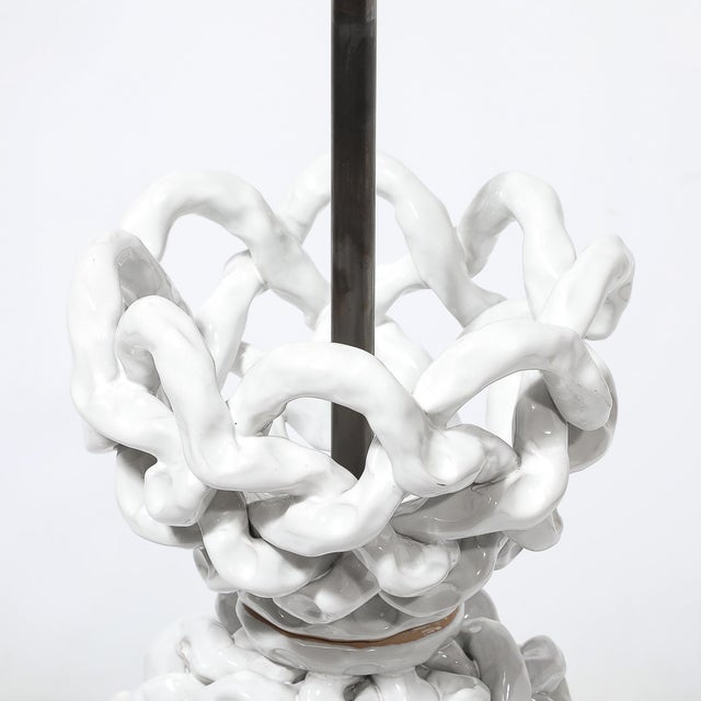 Tony Duquette Mid-Century Open Form White Ceramic Table Lamp With Woven Sculptural Motifs For Sale - Image 4 of 12