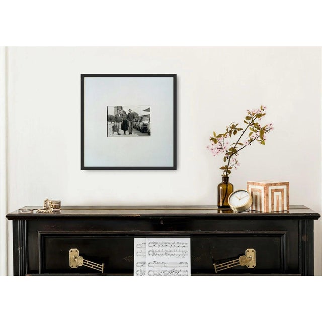 Mid-Century Modern 1980s Framed Original Black & White Photography From the Movie "Las Aventuras De Pepe Carvalho" For Sale - Image 3 of 11