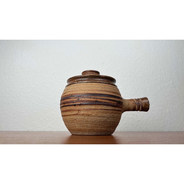 Mid-Century Modern Danish Studio Pottery Bowl with Handle and Lid by Tue Poulsen for Tue Keramik, 1960s For Sale - Image 4 of 18