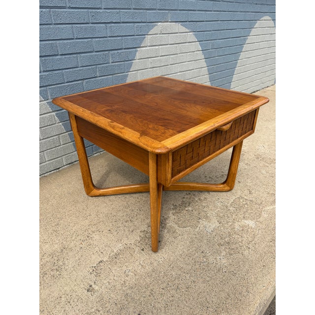 Mid-Century Modern Lane Perception Side Table, 1965 For Sale - Image 3 of 10