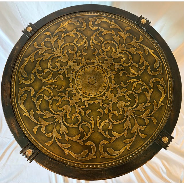 Late 20th Century Late 20th Century Hollywood Regency Neoclassical Pedestal Accent Table With Gilt Marquetry & Glass Top For Sale - Image 5 of 11