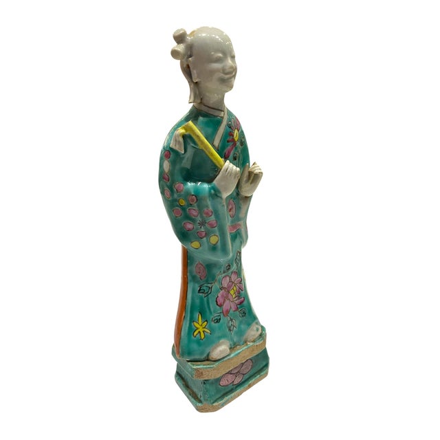 Chinese Famille Rose Taoist Immortal Han Xiangzi Figure 18th/19th C. For Sale - Image 4 of 17