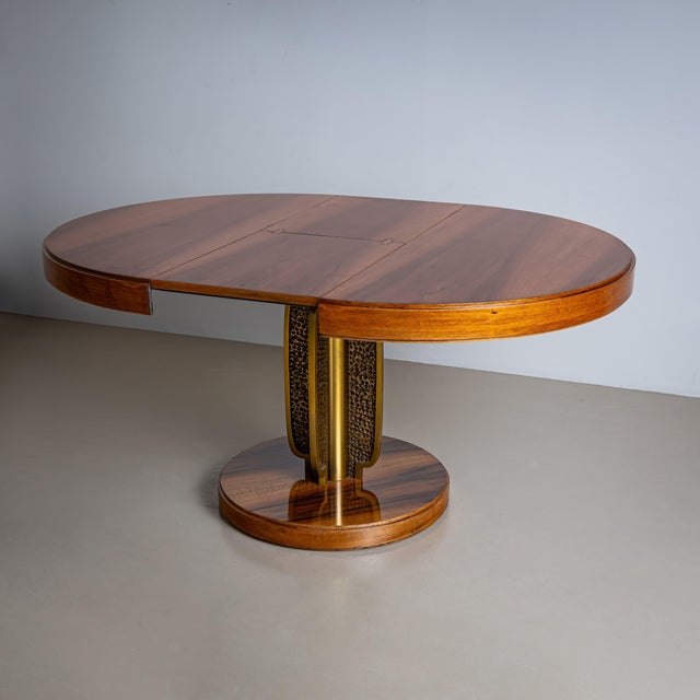 Brown Late-20th Century Extendable Table in the style of Luciano Frigerio, Italy For Sale - Image 8 of 9