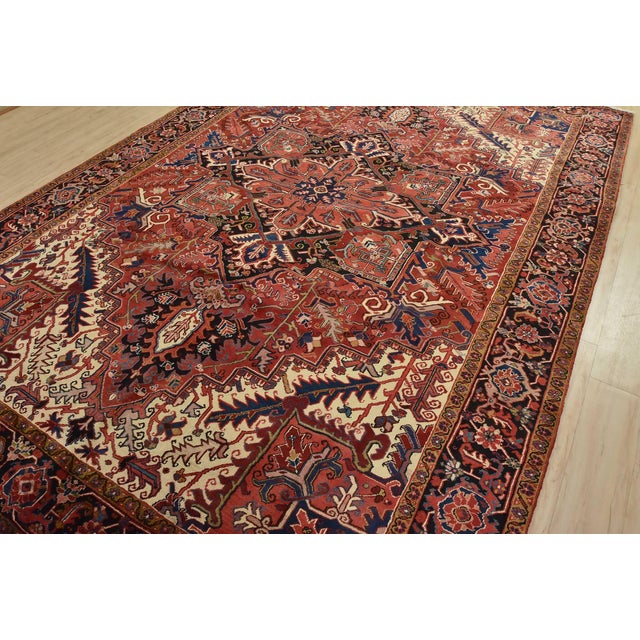 Farmhouse Heriz Rug 8’7” X 12’5” Red Wool Vintage Traditional Hand-Knotted Carpet For Sale - Image 3 of 15