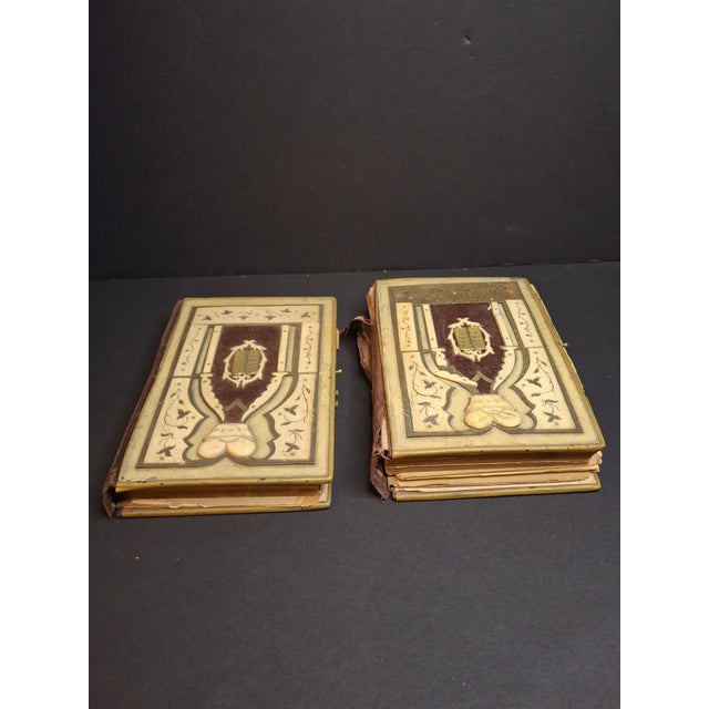 Antique 1893 Vienna Machzor Set Rosh Hashanah Yom Kippur Bone Brass Velvet Binding For Sale - Image 10 of 17