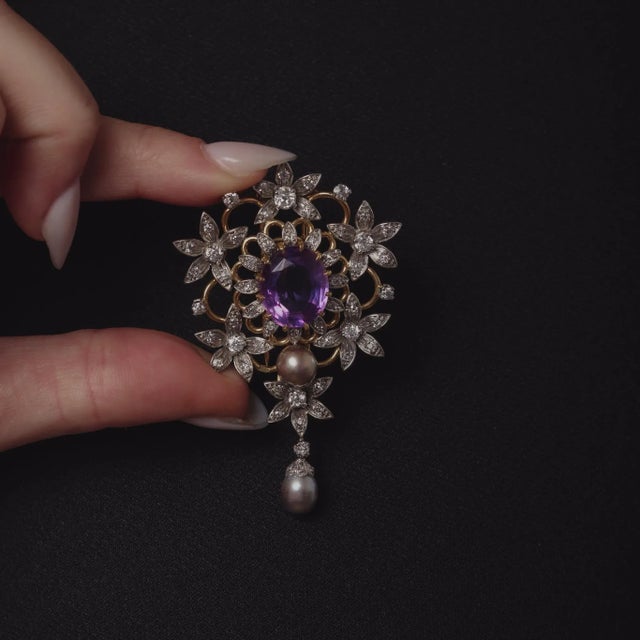 1910s French Belle Epoque Amethyst Diamond Pearl 18k and Platinum Brooch For Sale - Image 4 of 7
