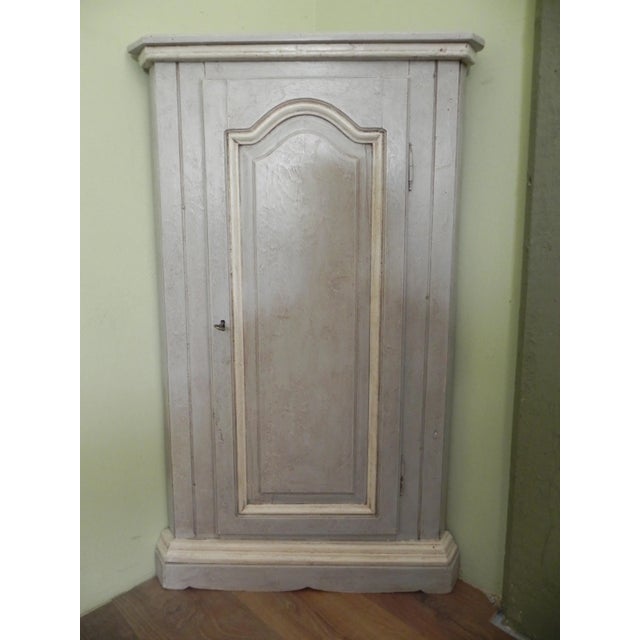 Corner Cupboard in Distressed Lacquer For Sale - Image 4 of 9