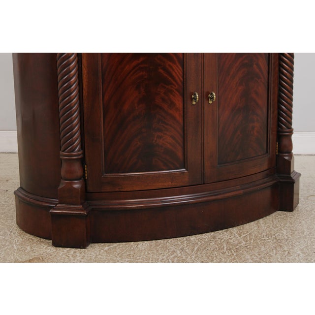 Henredon Bow Glass Mahogany Curio China Cabinet For Sale - Image 11 of 18