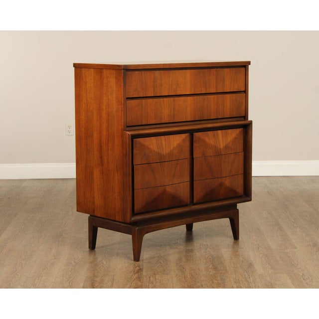1960s United Furniture Mid Century Modern Walnut High Chest For Sale - Image 5 of 18
