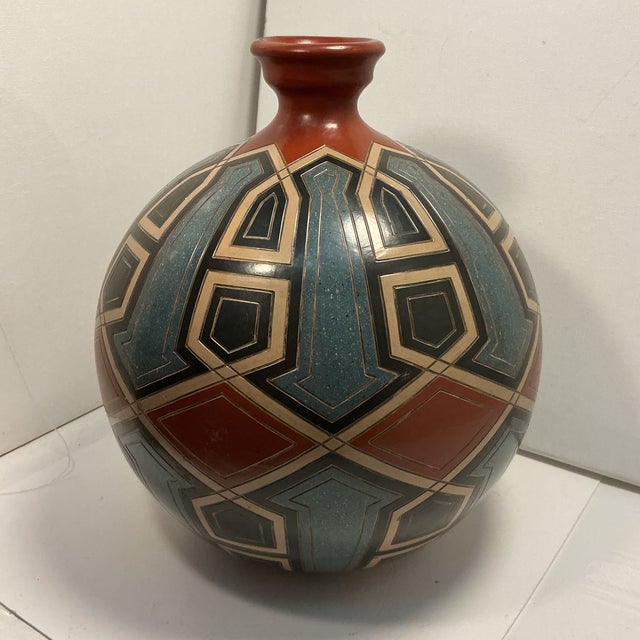 Enmanuel Maldonado Art Pottery Vase For Sale - Image 4 of 11