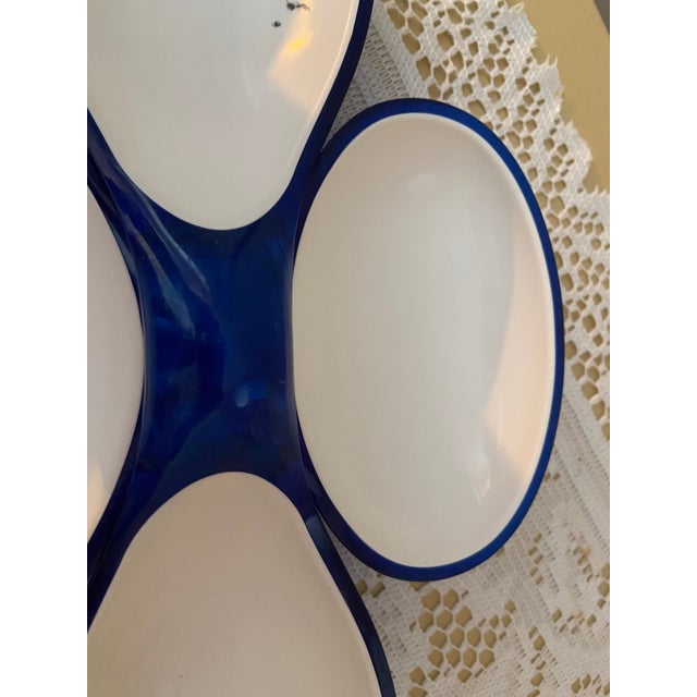 1970s Vintage Space Age Guzzini Interlocking 4-Compartment Divided Snack Set - 2 Pieces For Sale - Image 5 of 9