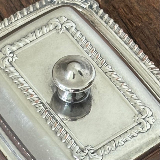 Victorian 1940s Silver Plate Trinket Box - Vintage Covered Butter Dish For Sale - Image 3 of 7