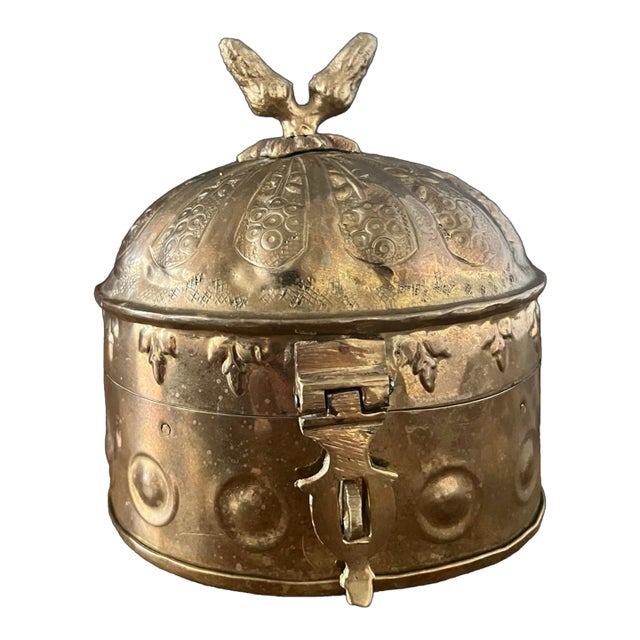 Vintage Small Brass Hinged Trinket Box For Sale