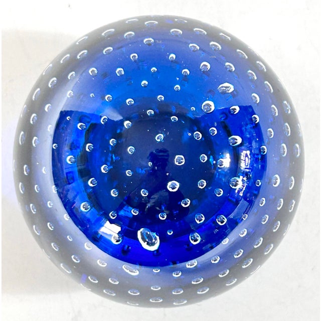Vintage Cobalt Blue Controlled Bubble Art Glass Paperweight For Sale - Image 4 of 5