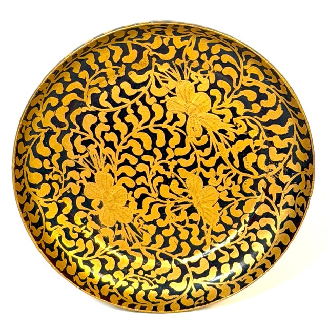 Pair of Japanese Meiji Miniature Gold Maki-e Lacquer Takatsuki Stands For Sale - Image 10 of 11