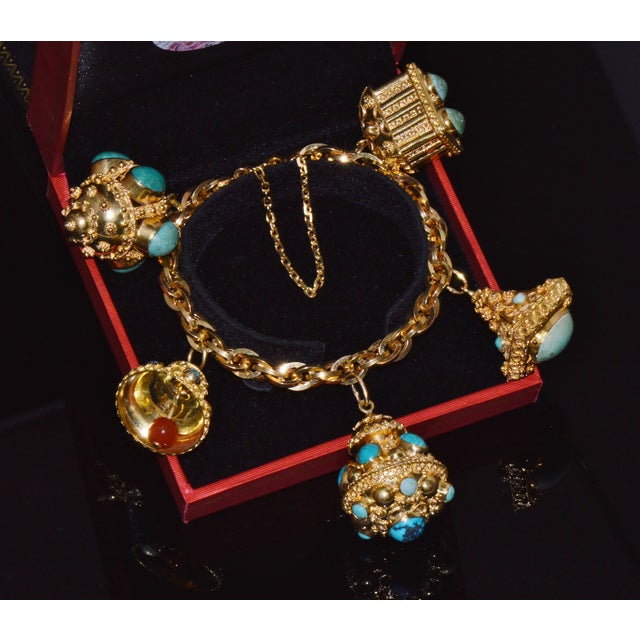 Estate Italian Unoaerre Etruscan Revival Solid 18k Gold Turquoise Carnelian Charm Fob Bracelet For Sale - Image 16 of 17
