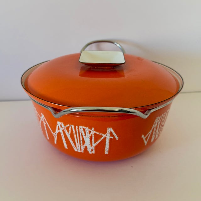 1960s Mid-Century Modern Catherineholm Rune Fence Post Sticks Casserole Dutch Oven W Lid Orange & White For Sale - Image 4 of 13