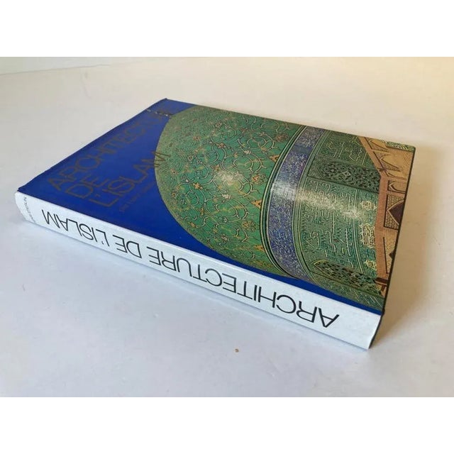 Architecture de l'Islam. De l'Atlantique au Gange Stierlin, Henri. Architecture of Islam. Publisher ? : ? Office du Livre;...