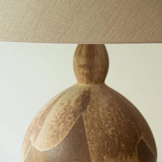 Brown Ceramic Table Lamp with Lampshade attributed to R. Houben, 1970s For Sale - Image 4 of 7