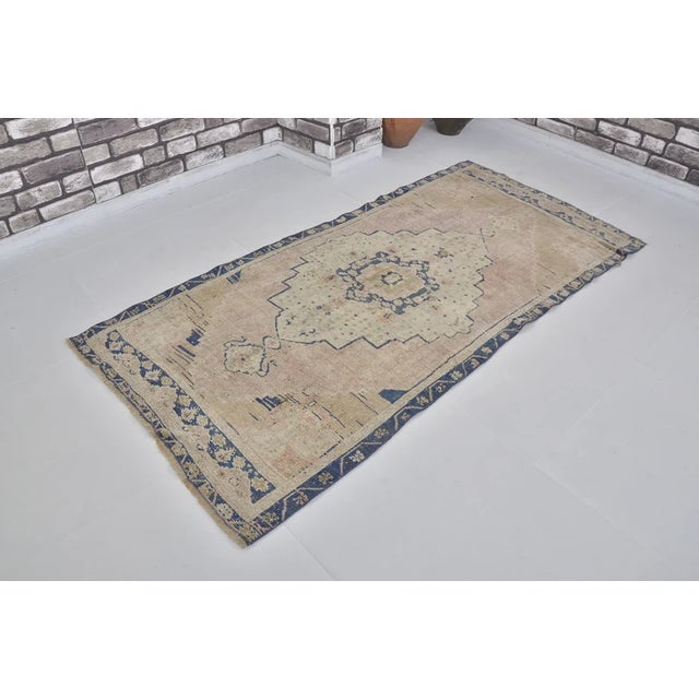 1960s Oushak Small Area Carpet For Sale - Image 4 of 10