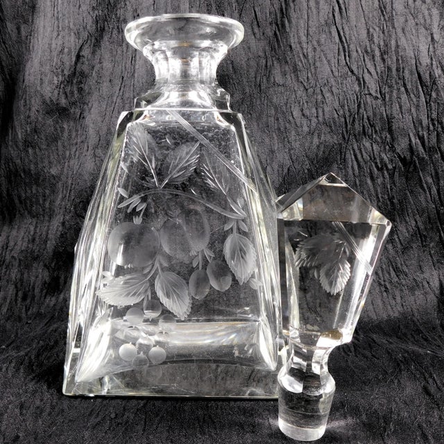 1950s Cut Crystal Decanter With Etched Fruit Design For Sale - Image 4 of 7