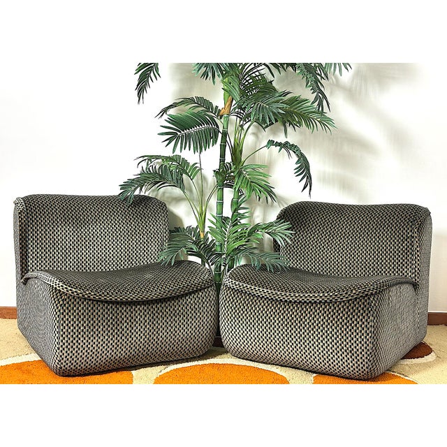Calida Lounge Chairs by Architect Giudici for Coim, 1970s, Set of 2 For Sale - Image 10 of 17