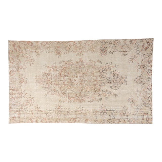 1960s Neutral Floral Medallion Rug For Sale