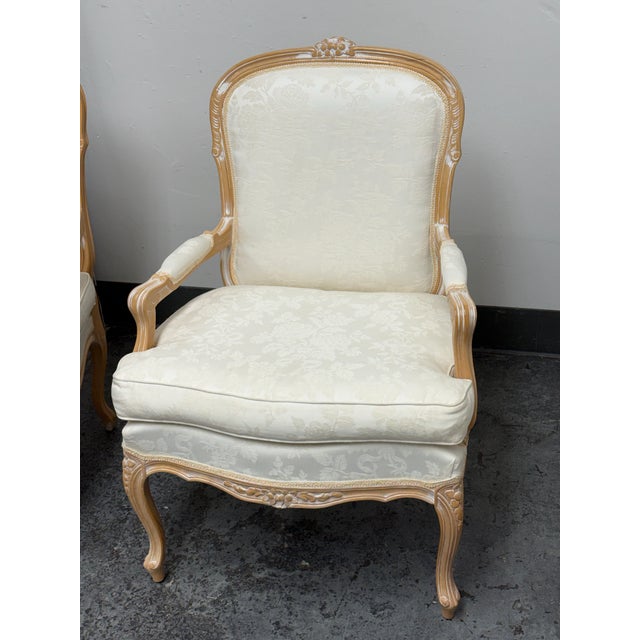 Sofa in S.r.l. Vintage Italian Louis XV Style Fauteuil Armchairs, Pair For Sale In San Francisco - Image 6 of 12