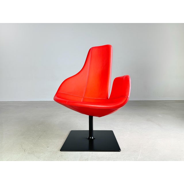 We are offering a beautiful red swivel chair/armchair from Moroso for sale. The design comes from Patricia Urquiola and is...