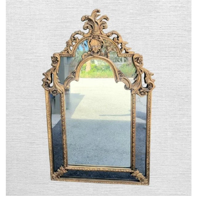 Gold Vintage Gold Gilt Antique Ornate Decorative Shell Motif Top Regency Wall Mirror For Sale - Image 8 of 9