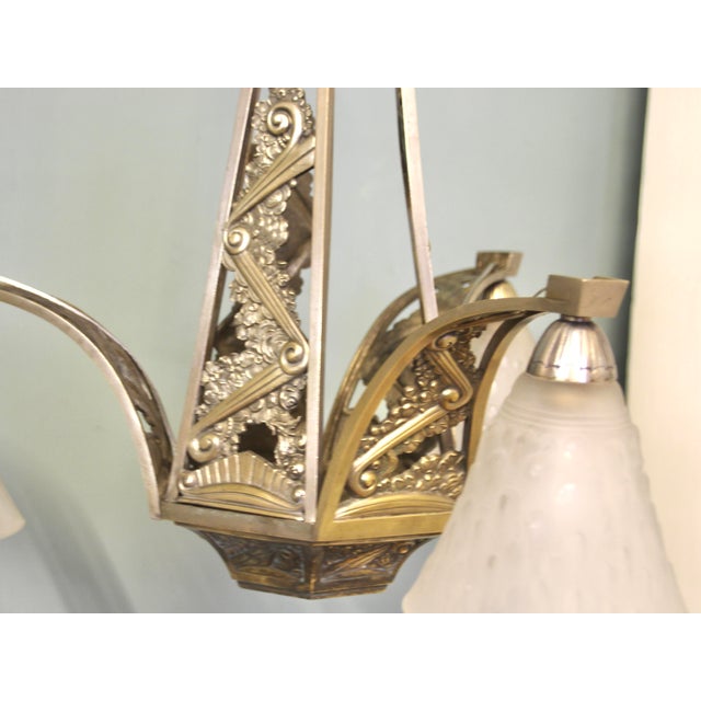 Art Deco French Pending Lamp by Muller Frères, 1920s For Sale - Image 9 of 12