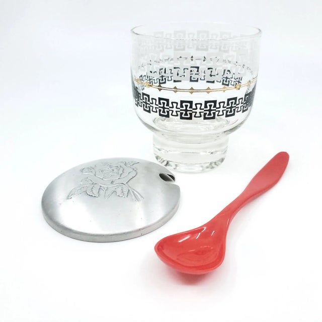 Mid-Century Modern Mid 20th Century Vintage Libbey Glass Condiment Caddy Lazy Susan Set- 4 Pieces For Sale - Image 3 of 9