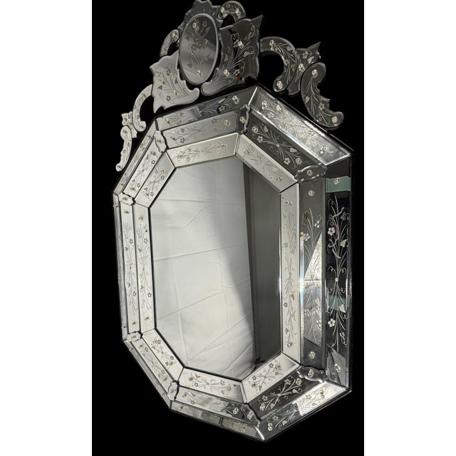 Antique Octagonal Venetian Etched Glass Mirror With Etched Floral Design For Sale In Cleveland - Image 6 of 16