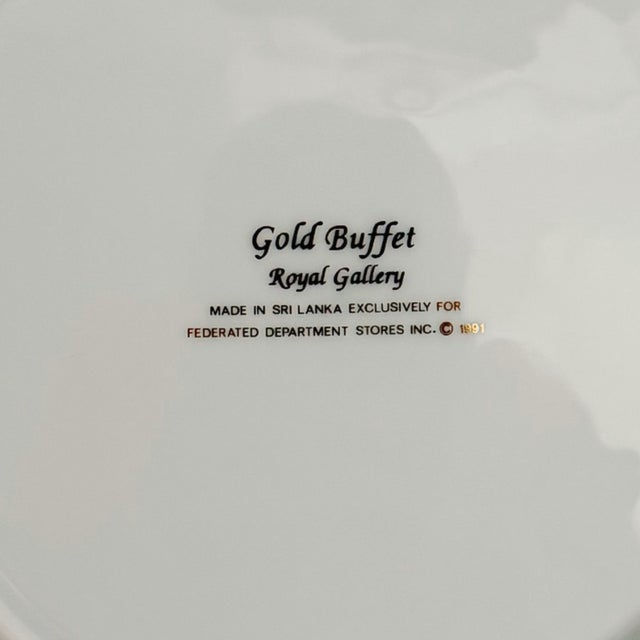 1990s Vintage Royal Gallery Gold Buffet Dinner Plates With Black & 24k Gold Filigree - Set of 8 For Sale - Image 5 of 6