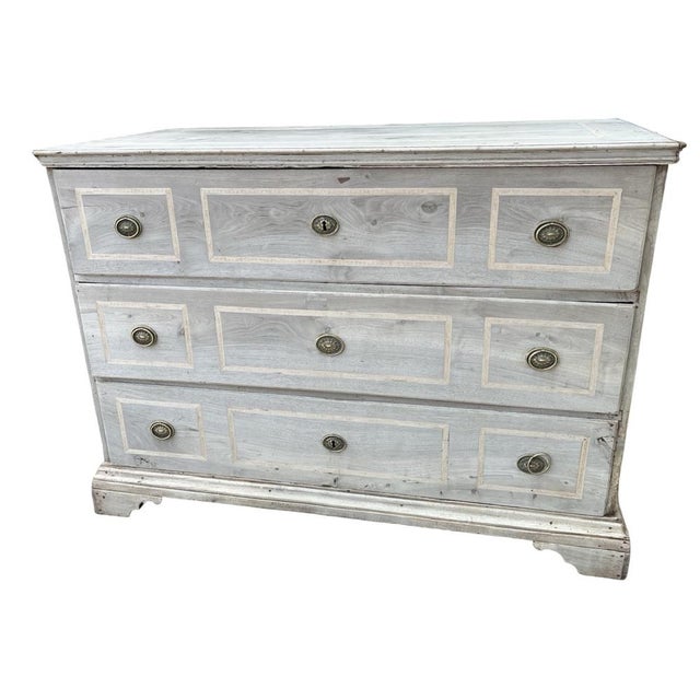 18th Century Italian Bleached Walnut Chest of Drawers with Inlay For Sale - Image 17 of 17