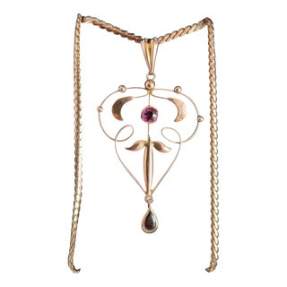 Antique Art Nouveau Gold Amethyst & Garnet Pendant Necklace, 1900 For Sale
