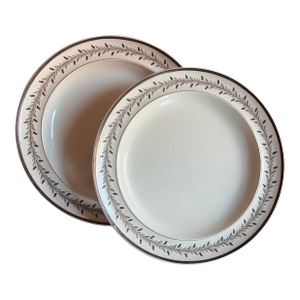 Antique Dd & Co. David Dunderdale & Co., Castleford, Yorkshire Creamware Plates Circa 1800 - A Pair