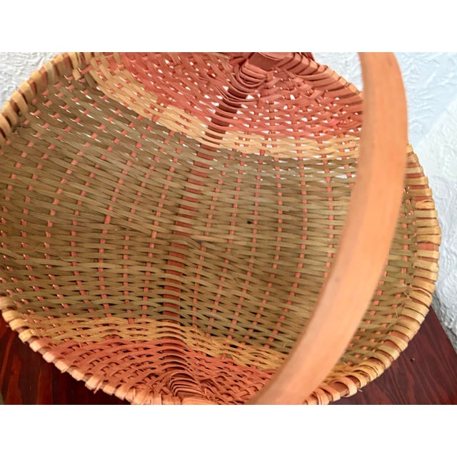 Bunny Williams Home 1980s Woven Watermelon Basket With Bentwood Handle, Signed For Sale - Image 4 of 6
