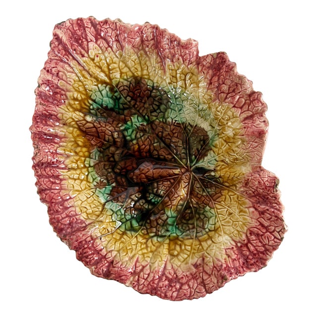 Antique Majolica 19thC Raspberry Begonia Leaf Plate, C1880s For Sale