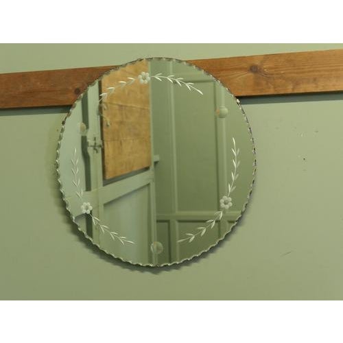 French Art Deco Round Etched Wall Mirror, 1920 For Sale - Image 4 of 7
