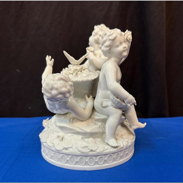 19th Century Porcelain Children at play For Sale In New York - Image 6 of 12