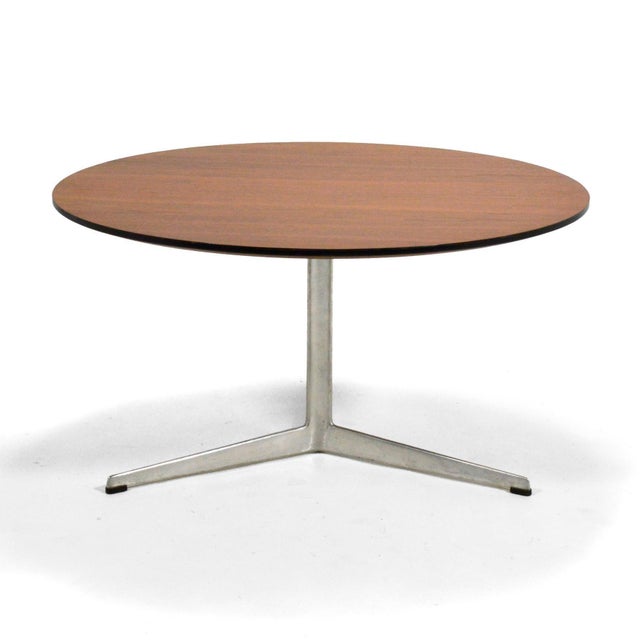 Fritz Hansen Arne Jacobsen Coffee Table by Fritz Hansen For Sale - Image 4 of 9