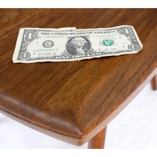 George Nakashima Set of 6 Oiled Walnut Spindle Back Dining Chairs by George Nakashima For Sale - Image 4 of 13