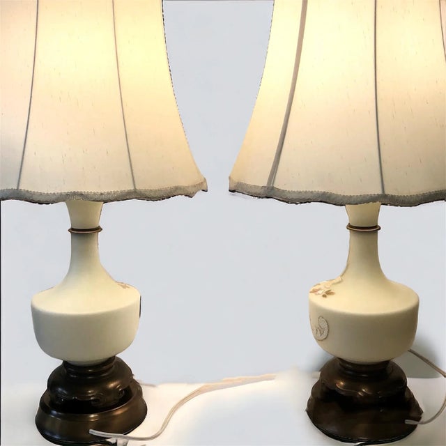 Victorian 1940s West Germany Bavarian Bristol Gold Gilded Vintage Table Lamps - a Pair For Sale - Image 3 of 9