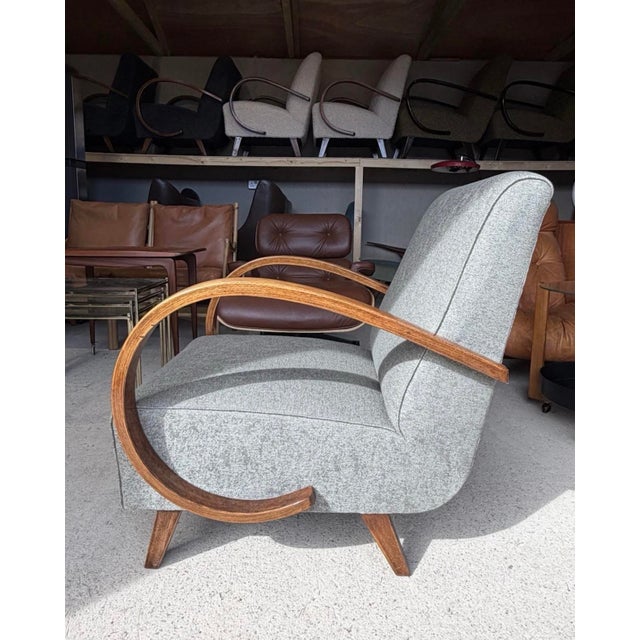Mid-Century Modern Vintage Bentwood Chair by Jindrich Halabala For Sale - Image 3 of 15