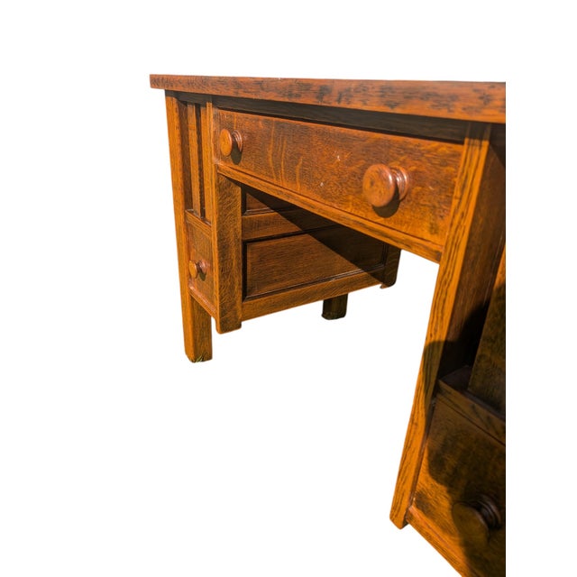 Antique Mission Style Quartersawn Oak Desk | Arts & Crafts Era Kneehole Library Writing Table For Sale - Image 13 of 17