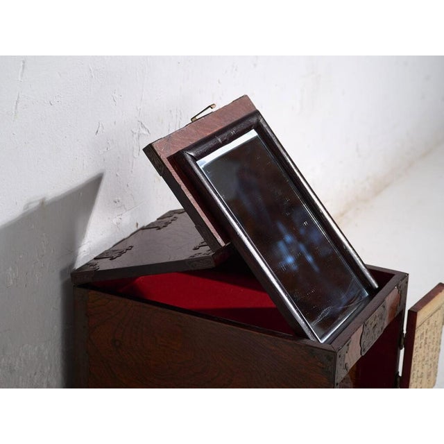 Antique Japanese Kyōdai-Bako Chest For Sale - Image 12 of 15