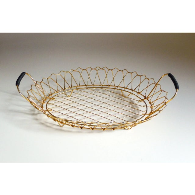 Black Small Basket in Openwork Metal Wire and Gilded with Fine Gold, 1960s For Sale - Image 8 of 9