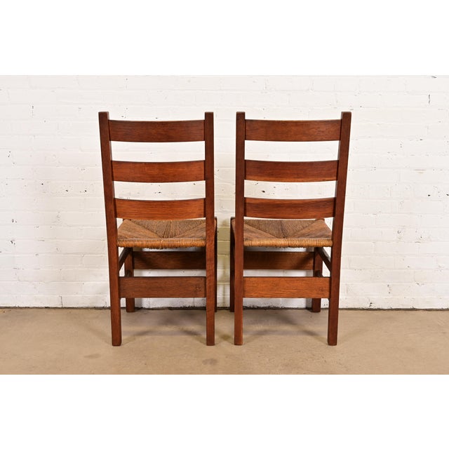 Gustav Stickley Antique Mission Oak Arts & Crafts Ladder Back Side Chairs or Dining Chairs With Rush Seats, Pair For Sale - Image 10 of 12